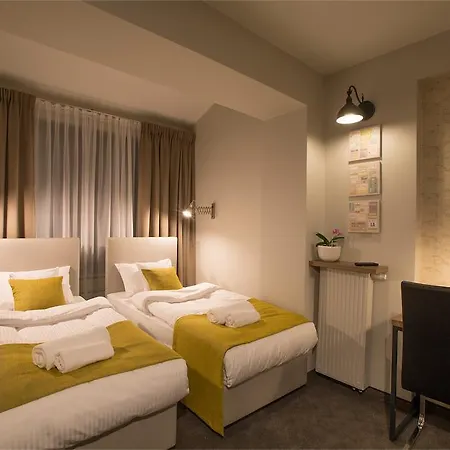 Marcopolo House-2